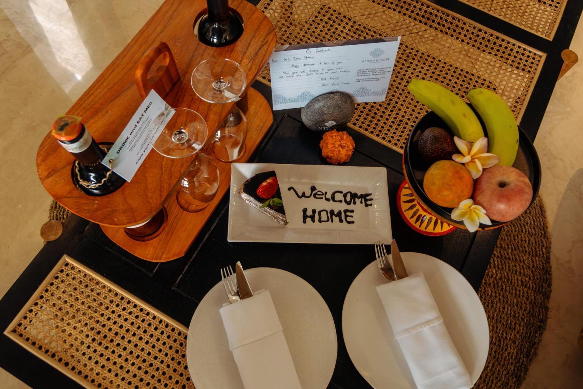 Astera Luxury Resort & Spa Canggu By Ini Vie Hospitality Eksteriør billede
